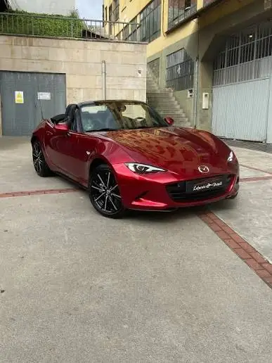 Protección transparente de carrocería con película PPF en frontal de Mazda MX-5 rojo